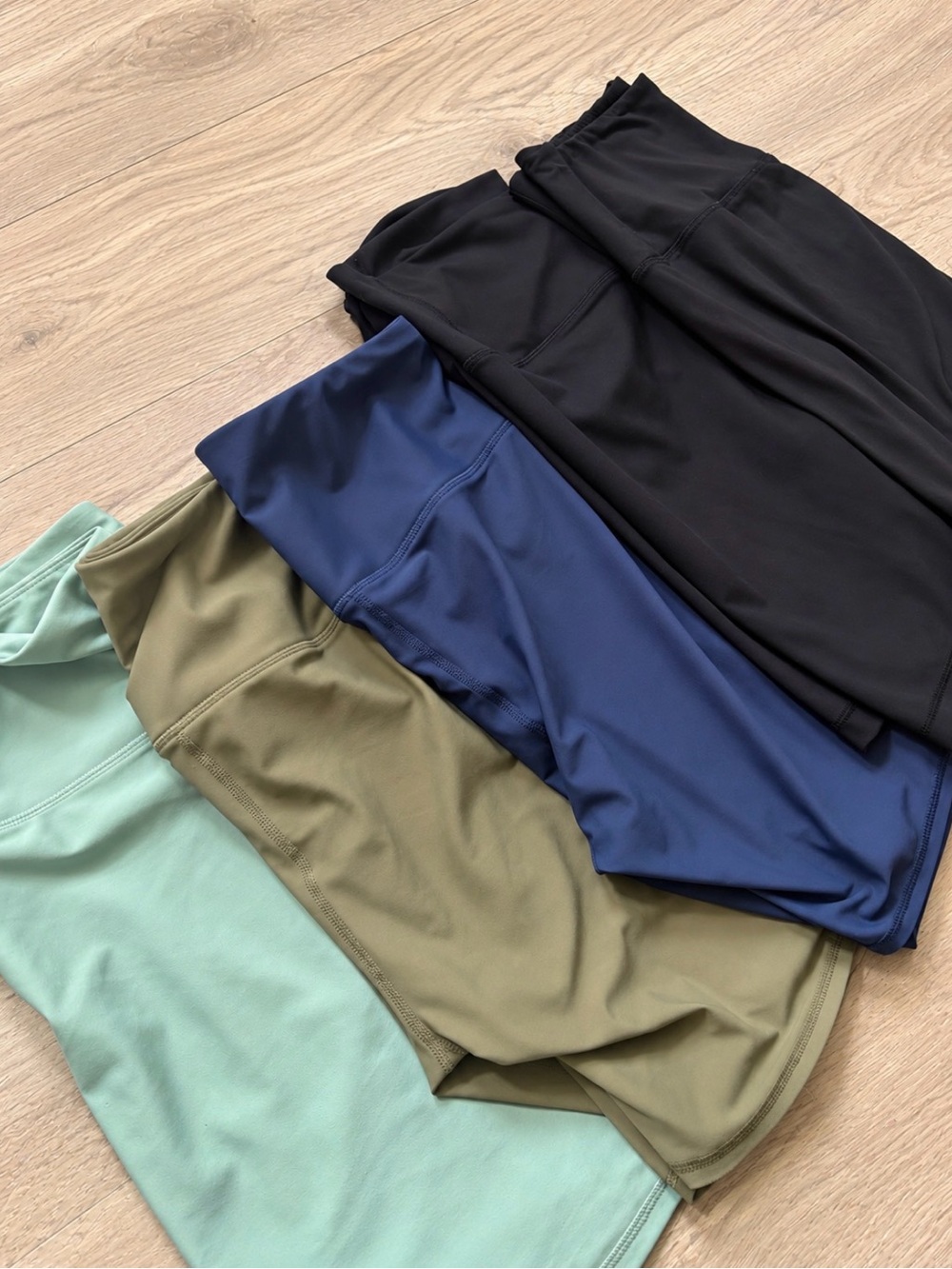 Bundle of 4 High Waisted Workout Shorts Size Large